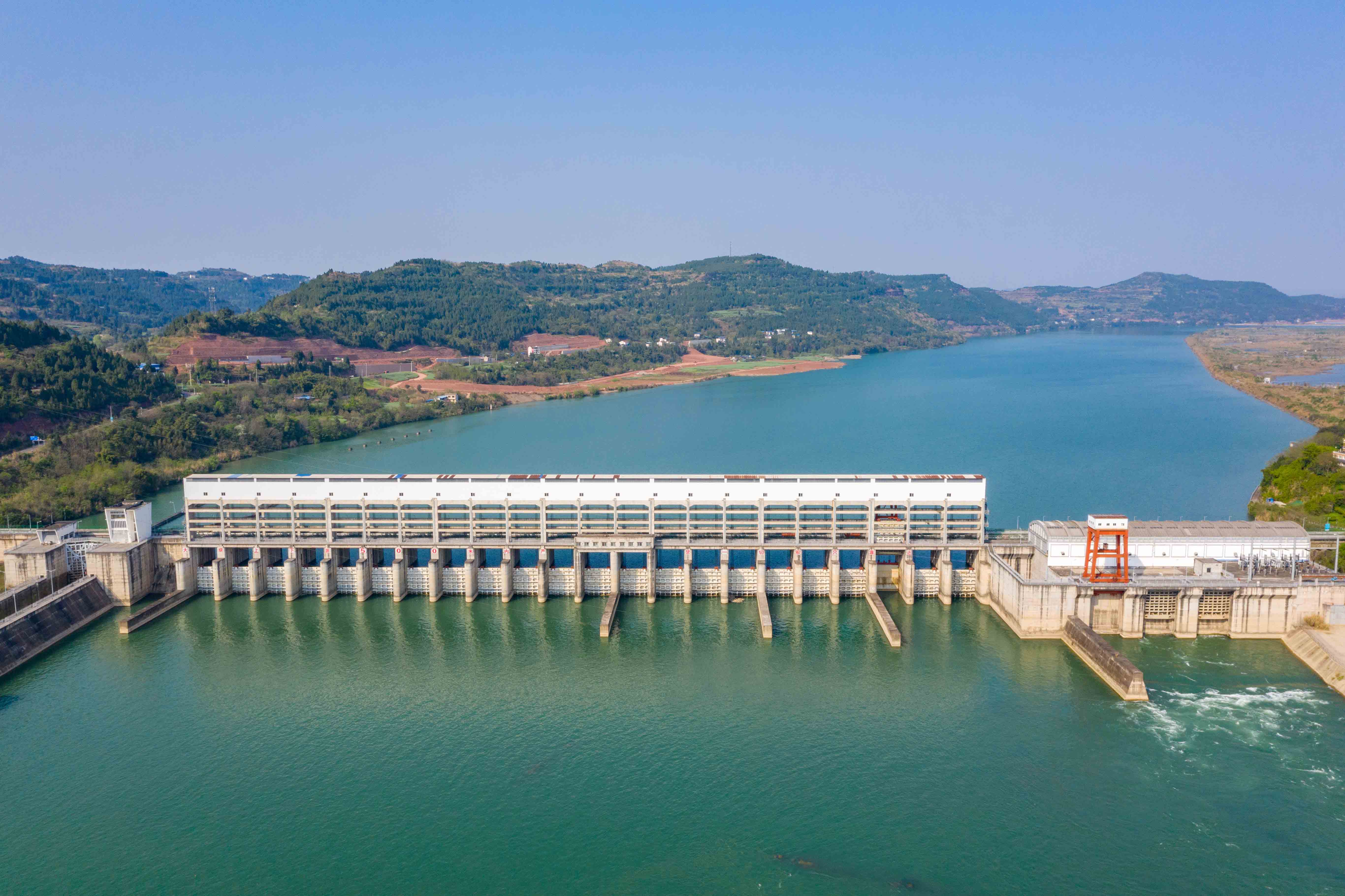 四川嘉陵江鳳儀航電開發(fā)有限公司