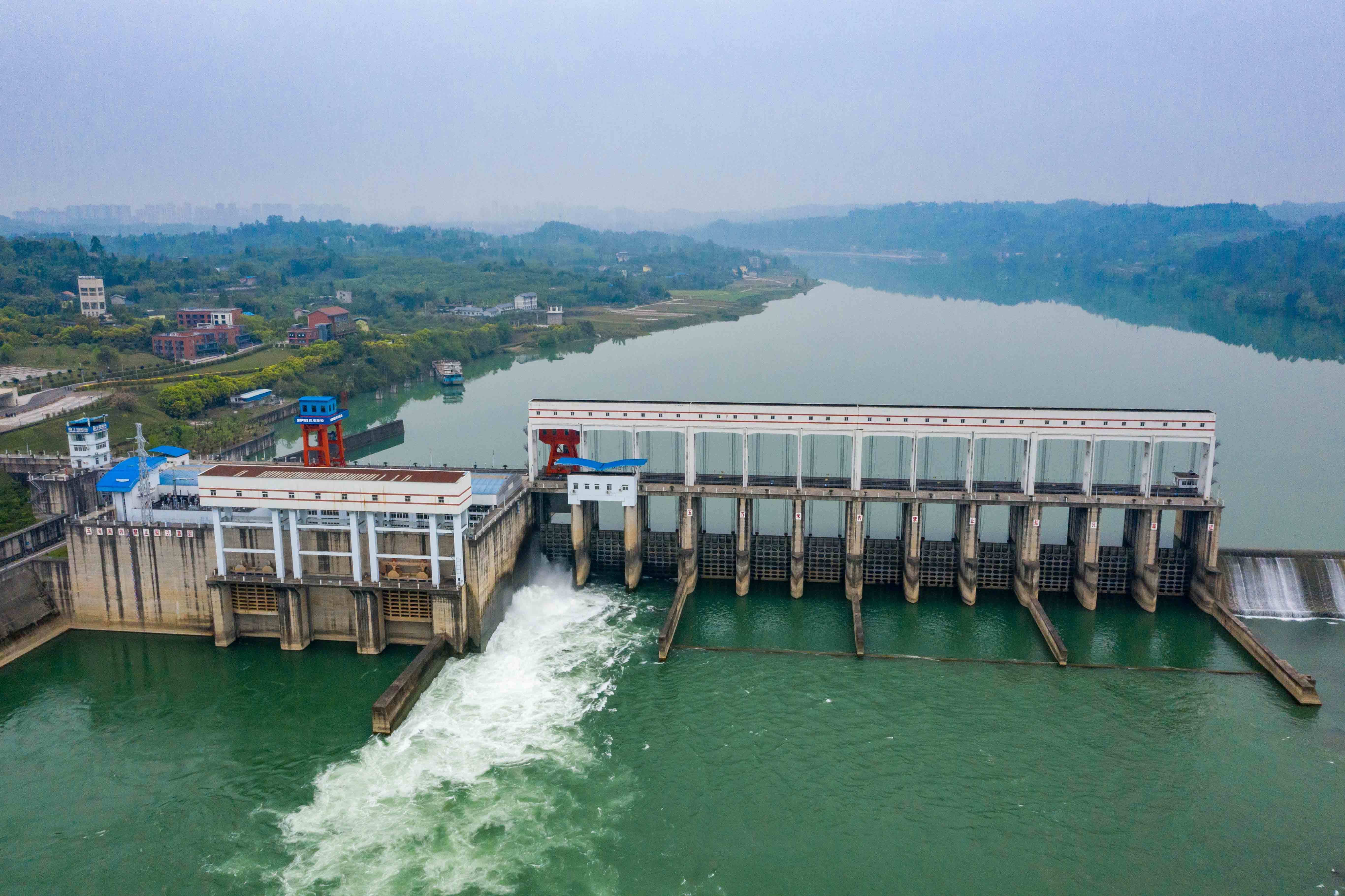 四川嘉陵江桐子壕航電開發(fā)有限公司